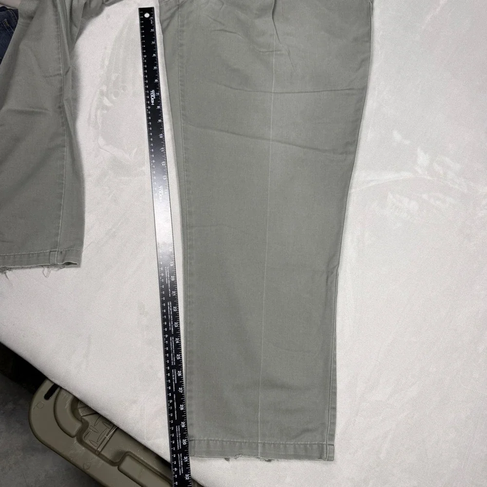 90s Mens Oak Creek Pleated Cotton Twill Relaxed Chino Pants Olive 40x32